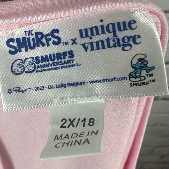 The Smurfs x Unique Vintage NEW NWT Floral Pink Graphic TShirt Top Size 2x/18 - Picture 5 of 11